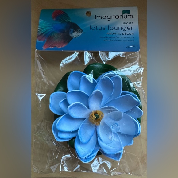 🪷Lotus Lounger Aquatic Decor, NWT - Picture 1 of 3